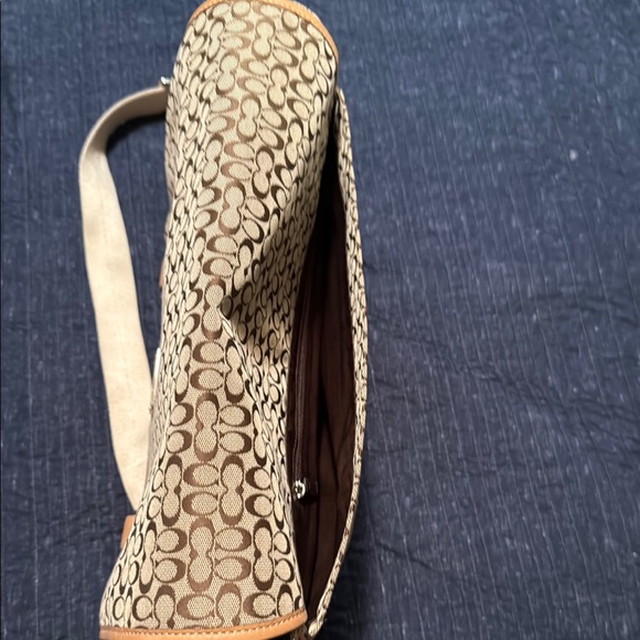 Coach Signature Beige Messenger Bag - Picture 3 of 3